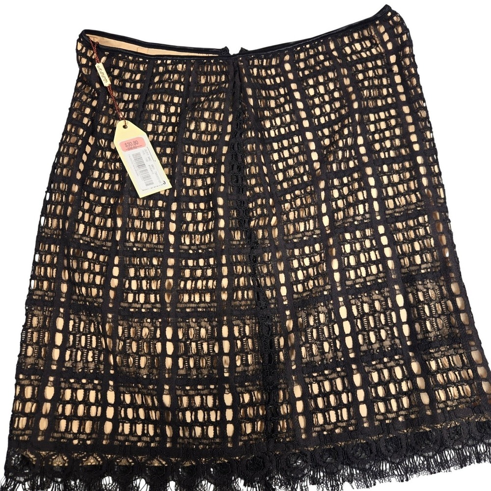 Elie Tahari Black Lace Grid Crochet Pencil Skirt Nude Lining NWT Size 10